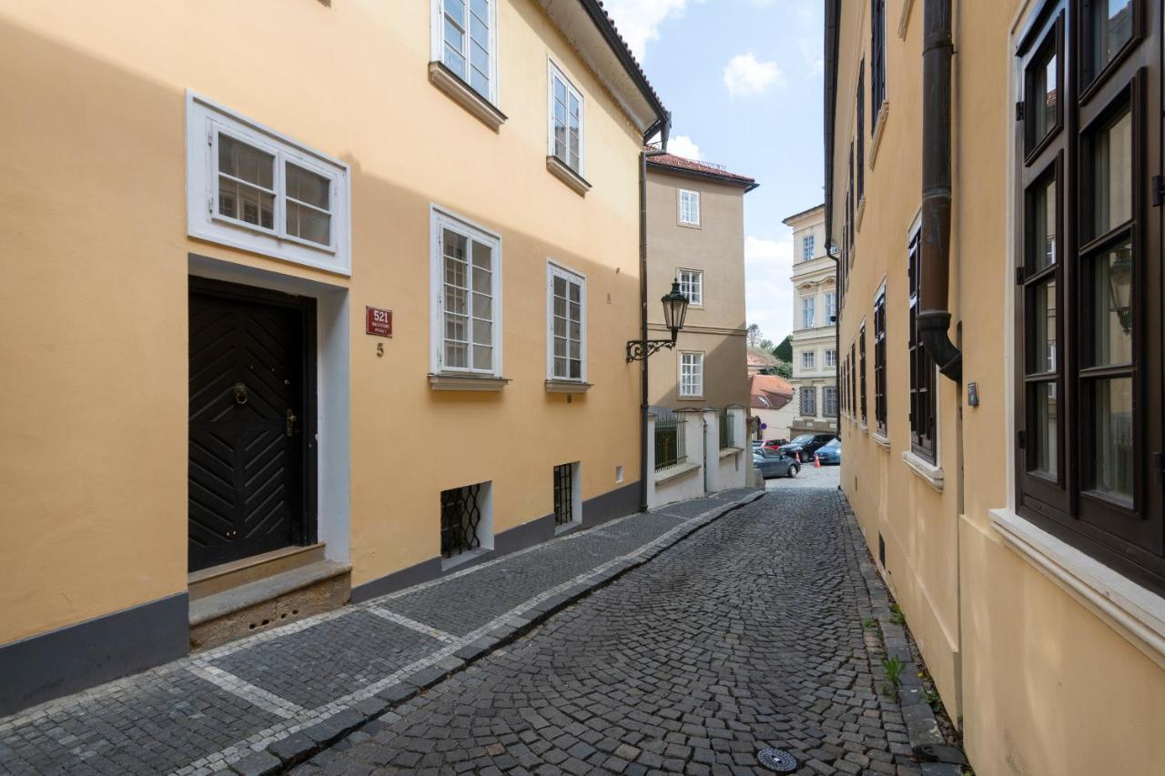 Historic Spirit At Studio Under The Prague Castle 외부 사진